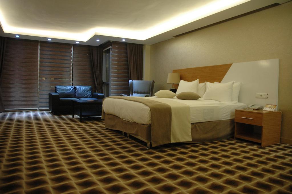 Way Hotel Izmir Exterior photo