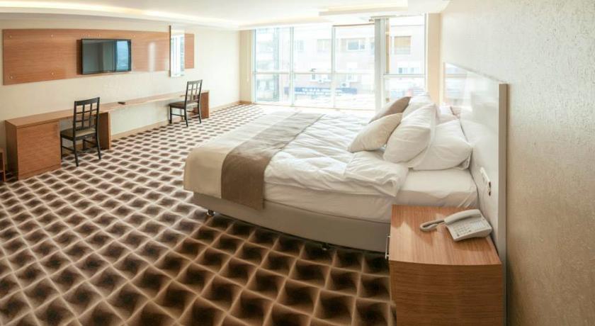 Way Hotel Izmir Room photo
