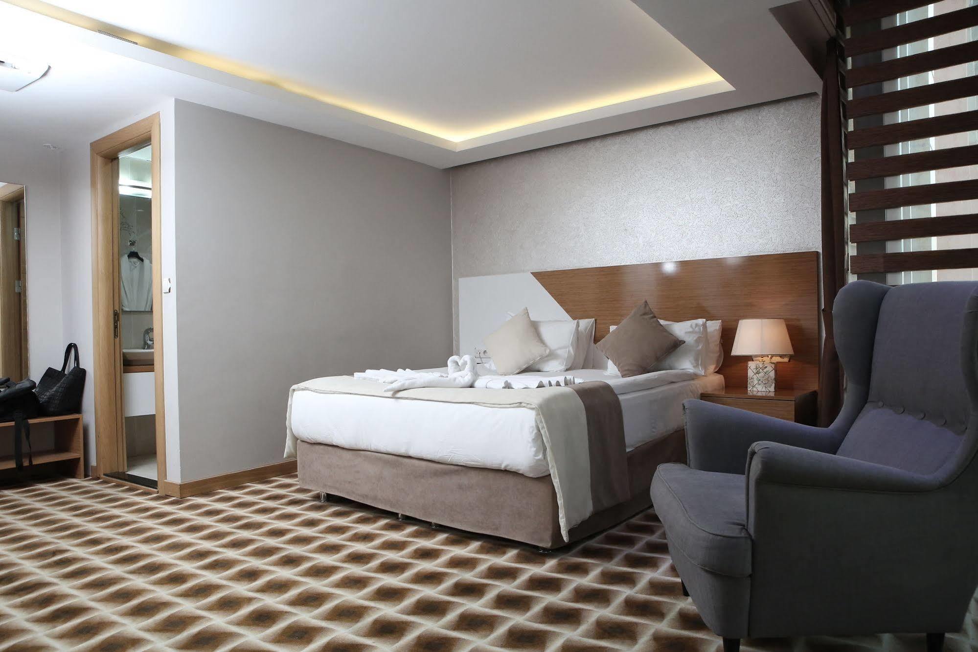 Way Hotel Izmir Exterior photo